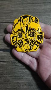ส่งจากกรุงเทพ โลโก้ ชิ้นงานโลหะ ขนาด 4.5x6.5 Cm 1อัน Transformers autobot decepticon ออโต้บอท บับเบิลบี
