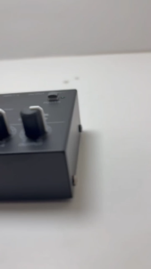 XTUGA MAX400 Ultra Low Noise 4 Channel Line Stereo Mixer 4 Input 1 Output DC 5V Portable Mini Audio Mixer Microphone Guitar Bass Keyboard Mixers for Club Bar Stage Studio Keyboard Console Instrument Audio Interface Audio Mixer 4 channel Instrument Mixer