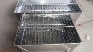 Bếp nướng than hoa ngoài trời loại lớn có chân kèm vỉ nướng cao cấp