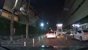 WEBVISION กล้องติดรถยนต์ รุ่น  A3  2K-Full HD | Wi-Fi ในตัว | มุมมองกว้าง 170° | รองรับกล้องหลัง | ความละเอียด 1080P