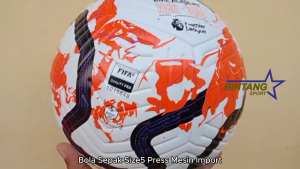 Bola Sepakbola Size 5 Original Import Bahan Kulit PU Embos Bola Sepak Modern Berkualitas Tinggi