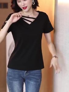 High-quality Plus Size v Collar Printing T Womens Short Sleeve Loose Fit New Black and White Heart Neck Short Sleeve Top