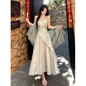 Elegant Chinese Style Long Qipao Dress Neck Hanging Summer Womens Fashion Waist Cinching Gown Polished Polyester Fiber