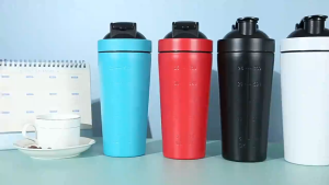 【การจัดส่งท้องถิ่น】Vogvigo แก้วถ้วยโปรตีน Shaker สแตนเลส750มล. มีฉนวนสุญญากาศกันความร้อนเครื่องปั่นโภชนาการแก้วขวดน้ำสำหรับเล่นกีฬาออกกำลังกายแบบพกพา