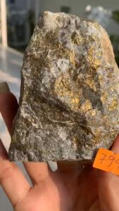 Viên đá vàng găm phép thuật may mắn Pyrite lắp lánh ngũ sắc 7 màu Vũ Trụ 794