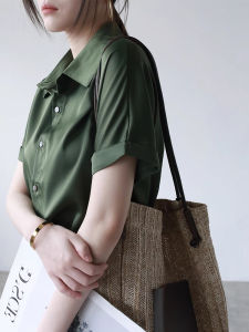 YAOMUHUA | Design Sensation Green Satin Short Sleeve Shirt