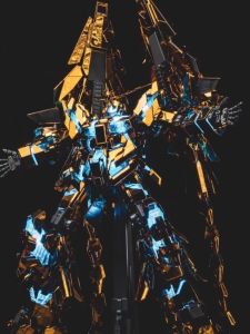 MG Phoenix MB Assault Freedom Snow Girl Wing Assembly Gundam Model Toy Robot Puzzle Japanese Author Area Suitable for Ages 14+