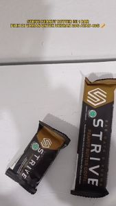 STRIVE BITE PEANUT BUTTER COFFEE ENERGY BAR 1BOX ISI 6PCS 40gr FREE KAOS KAKI