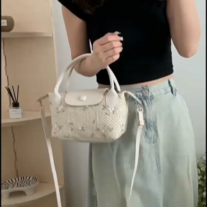 《 𝗦𝗣𝗥𝗜𝗡𝗚 𝗕𝗟𝗢𝗢𝗠 》 Woven Straw Beach Sling Handbag Crossbody Women Shoulder Bag Beg Wanita 手提包 NWD