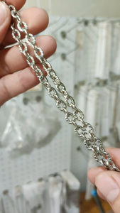 Lắc tay nam không gỉ chất liệu titan không mất màu kiểu mắt xích tròn kẻ sọc