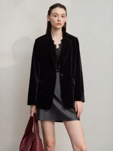 AMII | Luxury Slimming Velvet Blazer