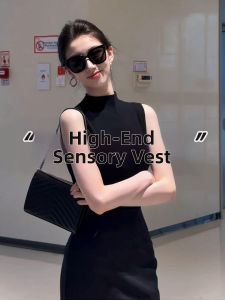 V.C.I | Slimming Black Half Turtleneck Knit Vest