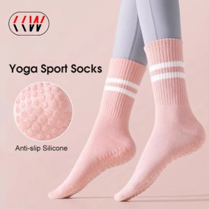【Local Delivery】CCW 1 Pair Yoga Socks Elastic Anti-Slip Sports Socks Zumba Pilates Socks Dance Fitness Training Socks Running Soft Cotton Stocking Stokin