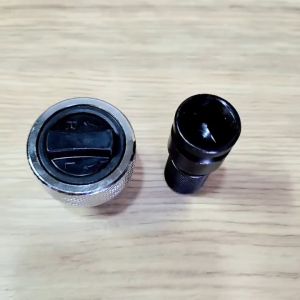 Bộ Dụng Cụ Vặn Đai Ốc - Vít Gồm Đầu Chuyển Đổi Gắn Vít Lục Giác Và Cờ Lê 1/2 Tự Động Tròn