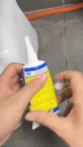 Waterproof Glue Transparent Waterproof Coating Invisible Gam Kalis Air Bathroom Waterproof Strong bonding 防水胶 透明防水涂料 透明防水胶 洗漱间防水 强力粘合 屋顶防水补漏 防水胶
