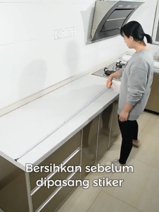 Wallpaper Dapur Sticker Dinding Dapur Anti Air Minyak dan Api Motif Marmer Glossy 60CM*100CM