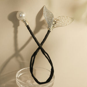 Magic Pearl Fish Tail Twist Clip Hair Accessories Womens Sweet Style Summer New Fresh out Fashion Hairpins Back of Head Decorations