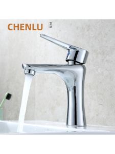 Copper Single Hole Bathroom Sink Hot and Cold Water Faucet