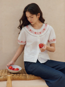 INMAN | Cotton Embroidered Blouse with Lace Splicing