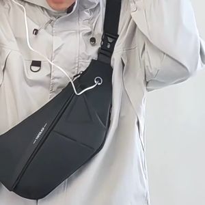 CSONLINEMALL Men's Messenger Bag: A Durable & Stylish Choice