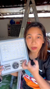 YEELITE Solar Flood Light - 100W/200W/300W High - Quality IP65 Waterproof Remote - Controlled Outdoor Lighting JD-N