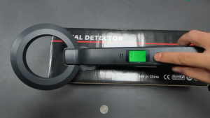SANPYL Metal Detektor Logam Suara & Getaran dengan Layar LCD - JS4
