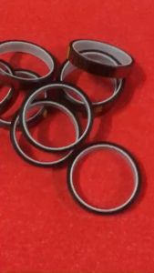 Băng dính chịu nhiệt độ cao(dùng trong sửa chửa laptoppctivitủ lạnh vvv kích thước 15mm dài 30 thước)