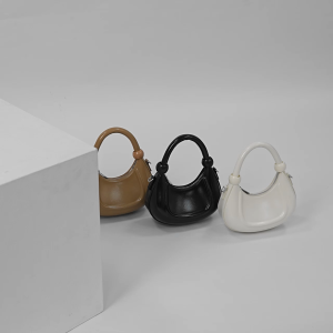 【G&Z】Luna Glossy Tas Selempang Wanita Model Bulan Kulit PU Premium Mengkilap Tali Bahu Bisa Di atur