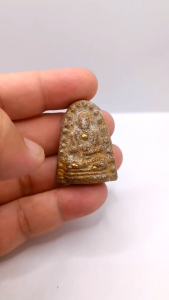 K644 พระสมเด็จ หลวงพ่อโต วัดระฆัง เนื้อว่าน ชานหมาก ฝังแร่ ออก วัดป่าช่องกุ่ม ปี 2543