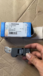 Cảm biến trục cam Aveo 2017 - 2018 đời máy 2 trục cam (Cam kép Động cơ có dung tích 1.4L DOHC (mã E-TEC II)). Hàng xịn