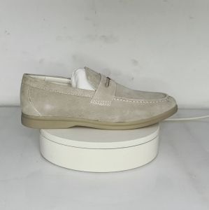 รองเท้าหนังระบายอากาศ รองเท้าลำลองผู้ชาย หนังแท้ แบบสวม ไม่ลื่น เทรนด์เกาหลี โลฟเฟอร์ สไตล์ธุรกิจ 044