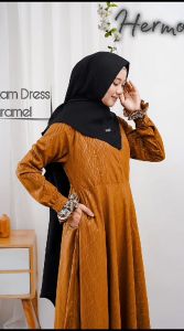 Gamis Hermosa Wolfis Embos Motif Zamzam Caramel: Pilihan Terbaik untuk Idul Fitri