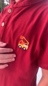 Kaos Anak Cowok Oscar Smilee Warna Maroon Size 1-5 Tahun