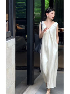 ชุดเดรสยาวแขนกุดสีขาวสุดหรูหรา สไตล์ฝรั่งเศส ทรงเอ เอวสูง ผ้าฝ้ายผสมโพลีเอสเตอร์ ฤดูร้อน 2024 สำหรับผู้หญิงวัย 25-29 ปี