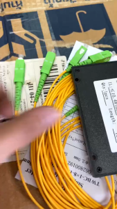 SPLITTER FIBER OPTIC SC/APC 1X4 (พร้อมส่งในไทย)