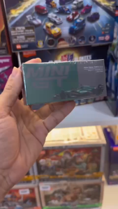 Mô Hình Xe Tĩnh 1:64 Mini GT Aston Martin AMR24 #18 Lance Stroll F1 2024