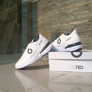Sepatu Running Putih Cocok Buat Joging Olahraga Ringan dan Empuk