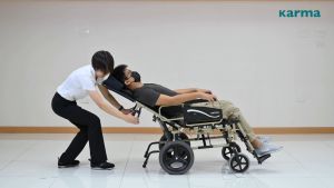 KM-5000 รถเข็นผู้ป่วย อลูมิเนียม รถเข็นกับเจาะ 2 ปรับเอนนอนได้ รุ่น KM-5000