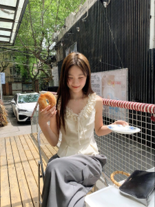 NIHAOKANONG | Áo Thun Slimming Hai Lớp Voan Cổ V