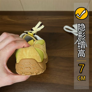 รองเท้าผู้หญิงสวมใส่สบาย สีเหลือง ทรงลำลอง ทรงส้นหนา ระบายอากาศได้ดี สำหรับกลางแจ้ง ฤดูร้อน รองเท้าผ้าตาข่ายแบบสวมสบาย