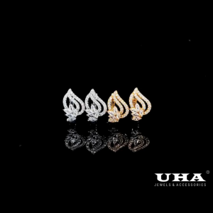 B1591 Bông tai thiết kế kiểu chiếc lá đính dá bagutte sáng láp lánh