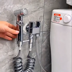Bộ vòi xịt vệ sinh tăng áp Kèm Van chia 2 đường nước Bằng Inox mạ Crome Cao cấp - Đủ bộ