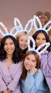 ยกโหลถูกกว่า! ที่คาดผมแฟนซีมีไฟ LED ยกโหล 12 ชิ้น ถูกที่สุด! แฟนซี หูกระต่าย หูแมว มงกุฎ โบว์ โฮโลแกรม ปาร์ตี้ พร้อมส่ง