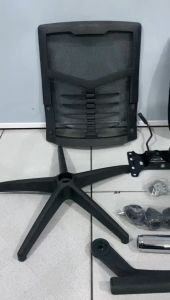 TAKA CHAIR / Kursi Komputer Kantor Modern DIY Kursi Komputer Sederhana Terbaik dengan Roda dan Gantungan Mantel / Kursi komputer yang nyaman kursi kantor