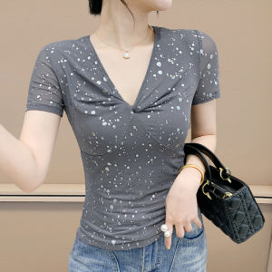 Yimei 2025 áo cổ chữ V nhăn mới Áo lưới ngắn tay mùa hè thủ công chấm bi áo thun thời trang nữ áo sơ mi mặc trong giảm béo hợp thời trang