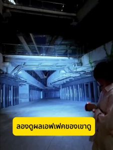 Modern ไฟฉาย ชาร์จ กันน้ำได้ กันสนิม ซูมได้ กระชูจ้าง 90W ไฟฉาย LED ที่แข็งแกร่ง ส่องสว่างระยะไกล การชาร์จ USB กลางแจ้งในครัวเรือน XY-8068