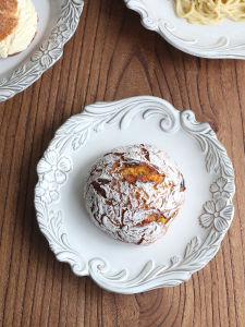 Luxurious French Court Retro Embossed Ceramic Dinner Plate Western Dining Utensils Set Soup Plate Bowl Plate round Shape Adult Use