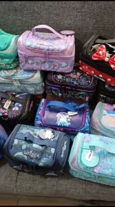 Smiggle Lunchbox Tanpa Tali Panjang / Tas Tempat Bekal / Tas Bekal Makanan Tenteng Anak dimensi Karakter