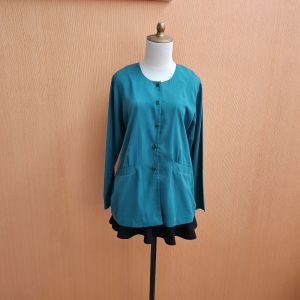 atasan wanita hijau lengan panjang blouse L cewek kerja kuliah kantong kiri kanan