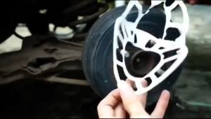 Cover Disk Belakang Tromol Mobil